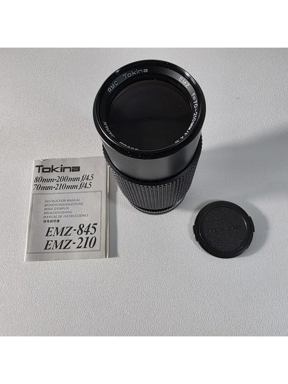 Tokina RMC EMZ 70-210mm f/4.5 Manual Zoom Telephoto Lens W/Caps & Manual